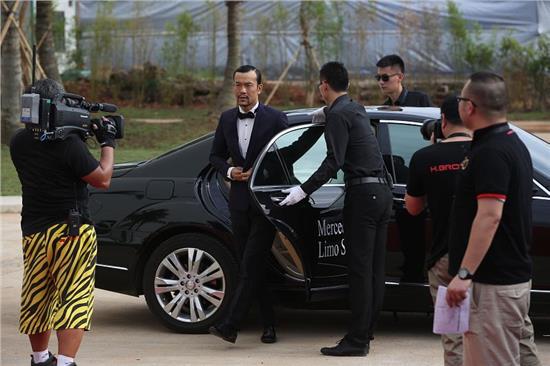 奔驰鼎力支持华谊兄弟20周年盛典开启