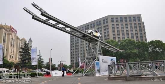 爬坡能力强大 福特翼虎极限试驾登陆杭城