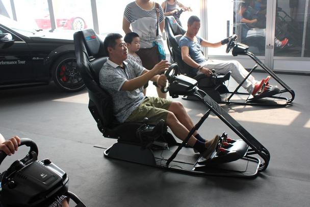 少年好驰逐 徐州之星奔驰AMG极致体验之旅