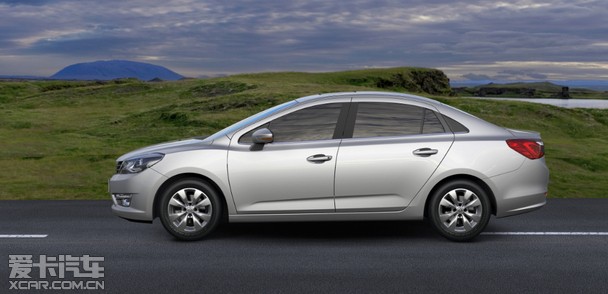 L60首发 东风风神亮剑莫斯科国际车展