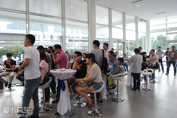 中级驾控,传奇再袭 宝马M3\/M4上市发布