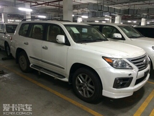 2014款雷克萨斯LX570
