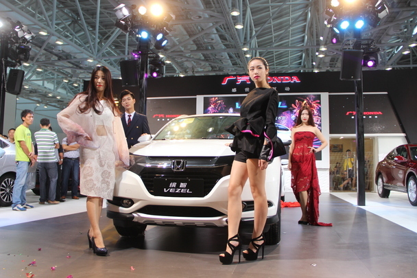 98万    2014年10月30日,广汽本田缤智上市发布会正式在珠海国际车展