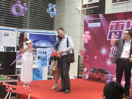 11.11光棍们好嗨皮!女神被轮流脱光!抢光光!