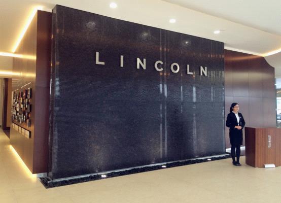 荣耀之路开启 与成都美林林肯中心同行