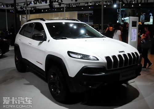 2014款jeep自由光吉普全新升级价格最低