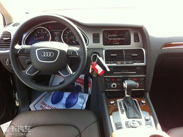 2015款奥迪Q7现车实拍逆袭天津港飙底价