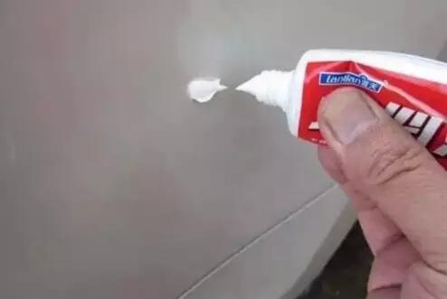 牙膏去除轻微划痕