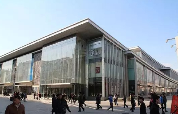 沈阳市中街恒隆广场在什么位置通什么车