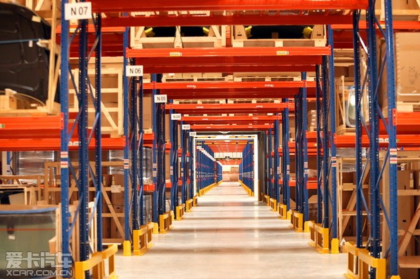 宝马集团亚洲最大零件配送中心落户上海