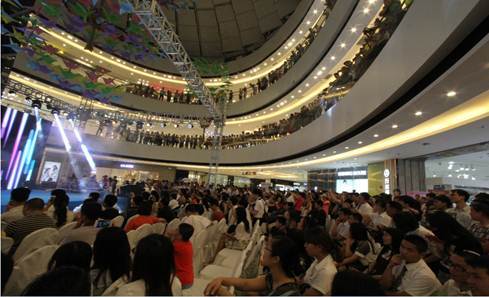 长安汽车约你在白云万达开启明星见面会