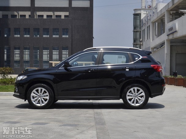 哈弗H2 6AT车型上市 售价11.68-12.88万