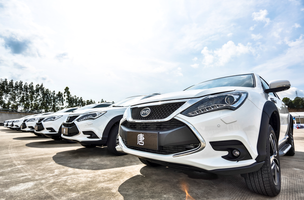 比亚迪唐 比亚迪唐