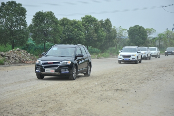 哈弗H2\/H6运动版-6AT 对比试驾体验会