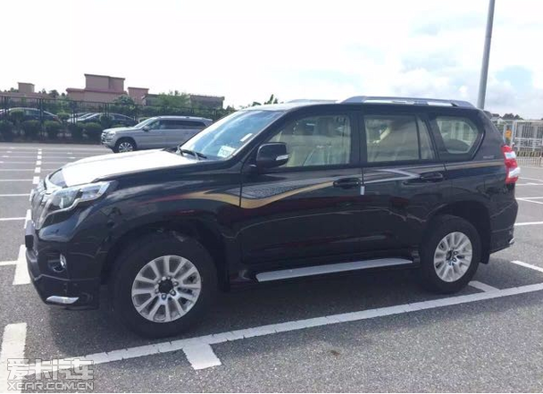 2016款丰田霸道2700中东版抢先上市