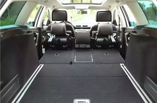 26.98万起 德国原装迈腾旅行车钜惠来袭