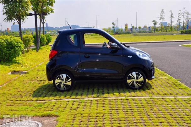 东莞科源知豆D2媒体试驾体验会顺利举行