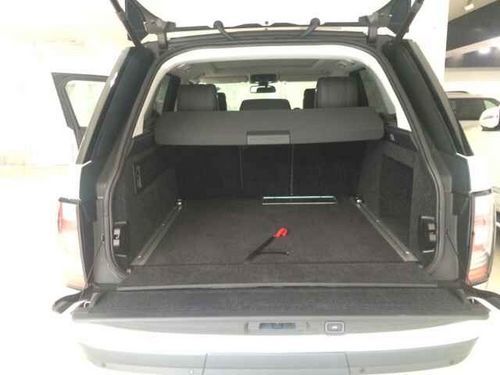 2015款路虎揽胜行政版最高优惠金额40万