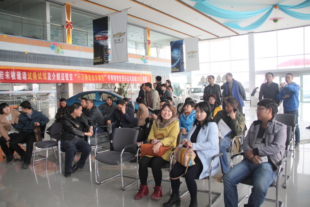 售16.49-19.99万 全新迈锐宝新疆上市会