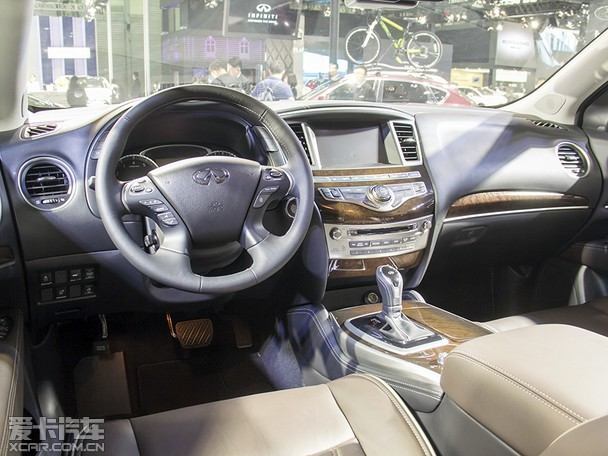 8万 新英菲尼迪qx60正式上市 新qx60的内饰同样进行了多处升级,使