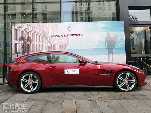 GTC4Lusso T