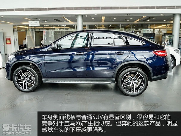 沿用v8发动机 实拍奔驰gle 500 轿跑suv