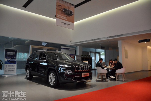 吴江首家广汽菲克授权店 苏州越界开业