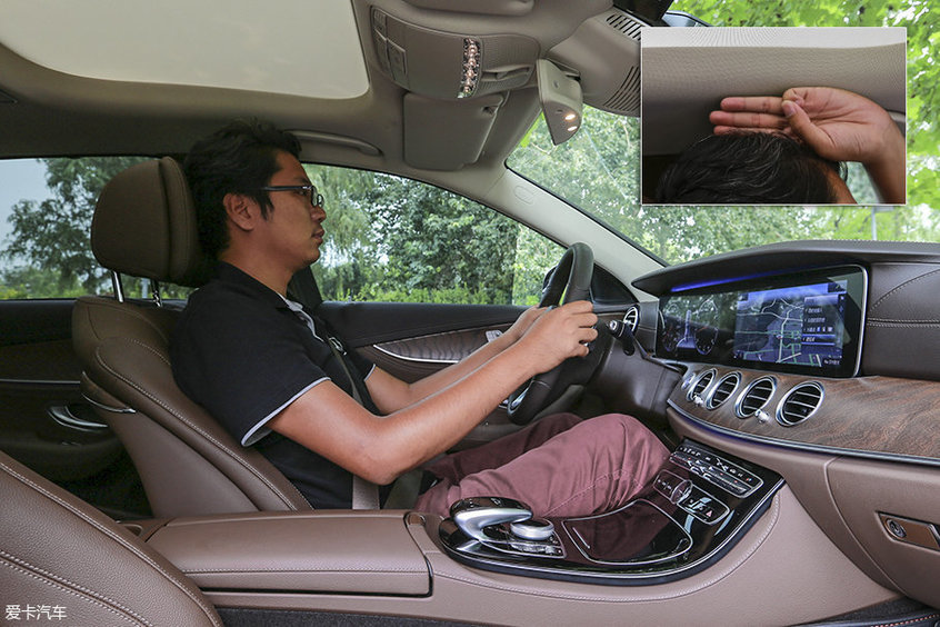 奔馳E級(jí)空間