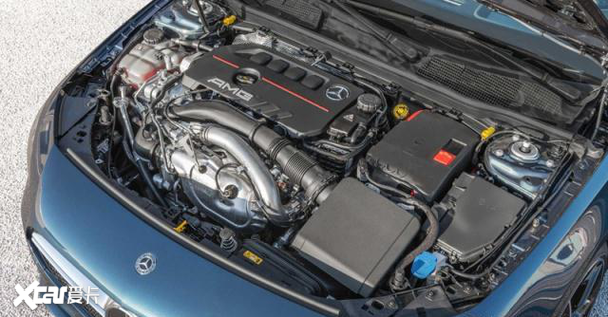 0t横置四缸发动机,最大输出功率225kw(306ps)/6100rpm,最大输出扭矩