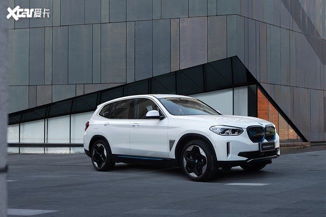 携手创新纯电动bmw ix3 一路驭春而行