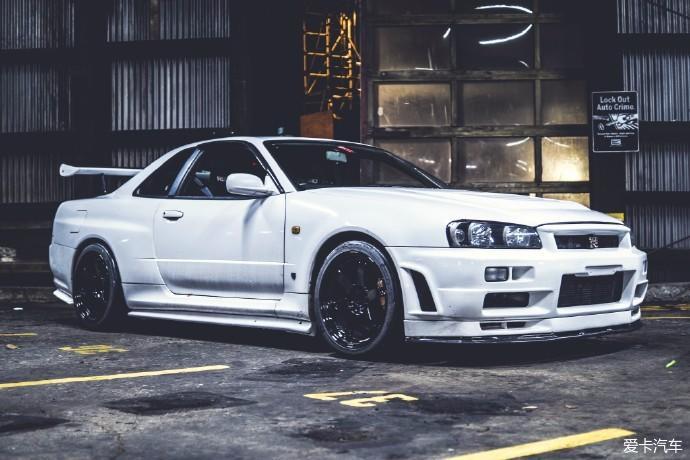 大家来侃车#白色战神 gtr r34