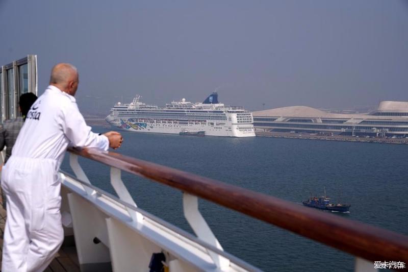 2018年3月20日,下午女儿来电话,请我们坐船去