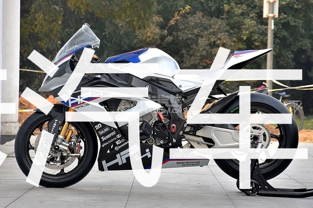 xbb 正文  我说fuck怎么了2018年10月27日 关注 宝马hp4 race是一款专