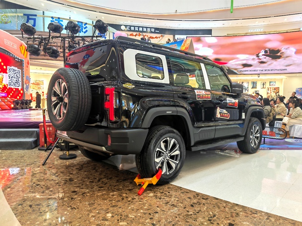 潮然不群再焕京彩全新bj40城市猎人版沈阳鑫顺通店正式上市