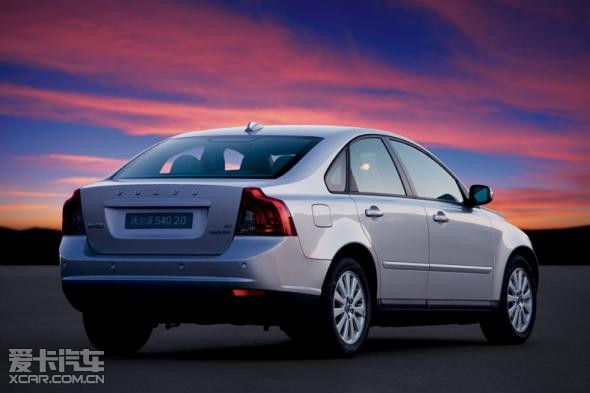 "龙图在沃"新年团购惠火热报名中.