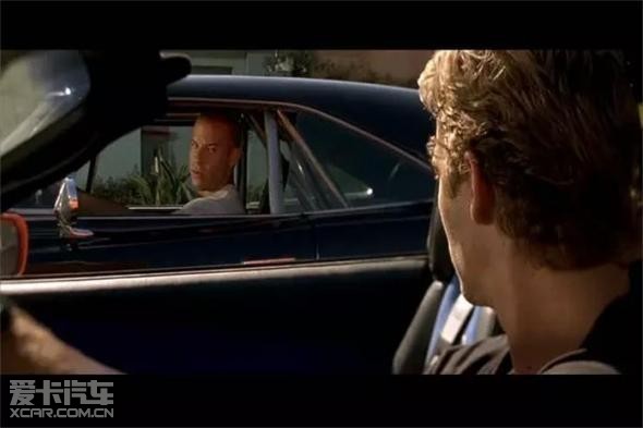 paul把钥匙还给他的场景……        《速度与激情7》中,结尾