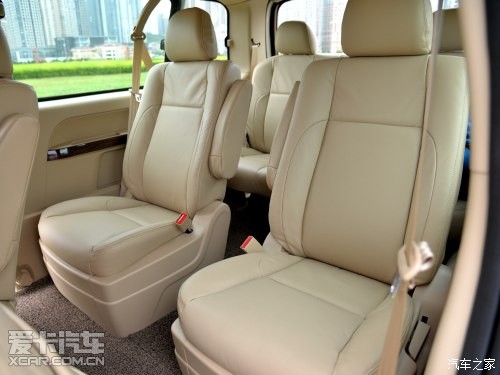 长途旅行还得选mpv阁瑞斯空间亮瞎眼