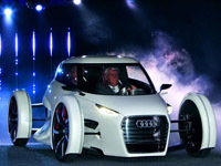 2011�����˸���չ �µϷ���Urban���