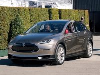 ��˹����ͣ������ ΪͶ��MODEL X��׼��