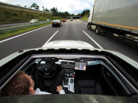 �봺���йص��� ���������Զ���ʻ����