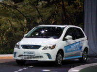 北汽EV160/EV200正式上市 18.8922萬起 北汽EV160/EV200正式上市 18.8922萬起