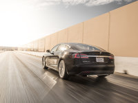 ��δ������ ��˹��Model S P85D������