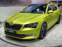 �¼������ ˹�´�New Superb��̬����