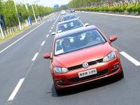 �߶���1.2TSI  ����ɫʱ�б�ô��ֿɼ�