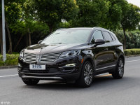 �����С���� 40��Ԫ������SUV�Աȵ���