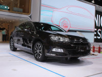 ���ڸ��� �ɶ���չѩ����C5 1.8THP����