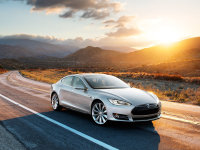 ��˹��������Model S�����ṩ�ٻط���