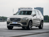�ֶ���ȫ��XC90�й���ս�� ���۷�Ծ�
