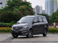 7������MPV��ѡ�� �Լݶ������S500