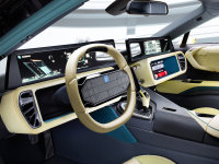 �Ա���Ϯ  �ɰ����״�Я�������CES